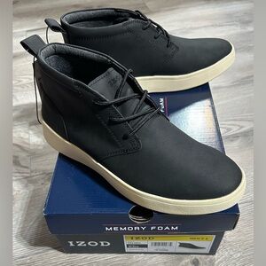 IZOD Palmer Chukka Boots Men's Sz 8 Memory Foam Insole Classic Design Black NEW